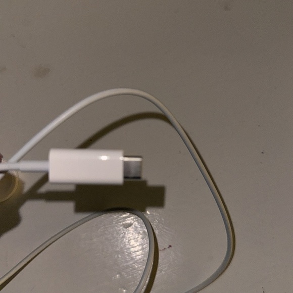 Apple Watch Charger - Picture 2 of 4